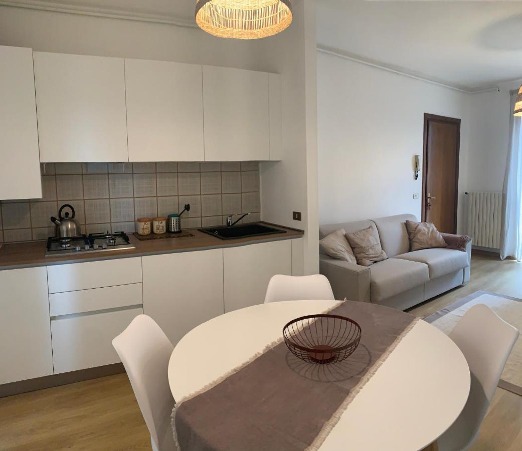 Clo Apartment Toscolano Maderno Exterior photo